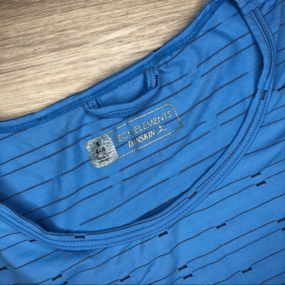 Danskin Tech Elements Workout Top - Picture 4 of 6